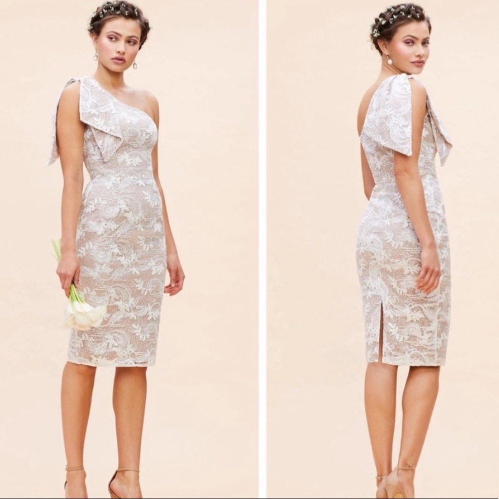 DRESS THE POPULATION Thalia Dress in White, SIZE MEDIUM. 0690